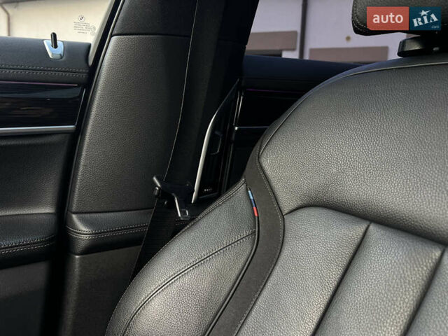 Белый БМВ 7 Серия, объемом двигателя 2.99 л и пробегом 200 тыс. км за 35000 $, фото 64 на Automoto.ua