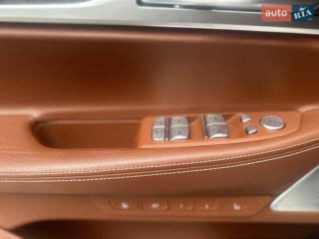 Белый БМВ 7 Серия, объемом двигателя 3 л и пробегом 120 тыс. км за 41000 $, фото 3 на Automoto.ua