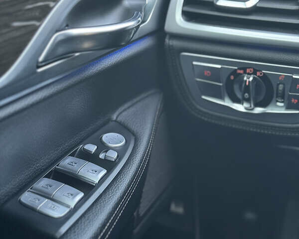 Білий БМВ 7 Серія, об'ємом двигуна 3 л та пробігом 146 тис. км за 40700 $, фото 17 на Automoto.ua