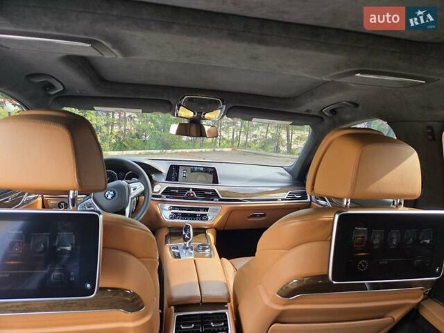 Белый БМВ 7 Серия, объемом двигателя 3 л и пробегом 100 тыс. км за 35000 $, фото 10 на Automoto.ua
