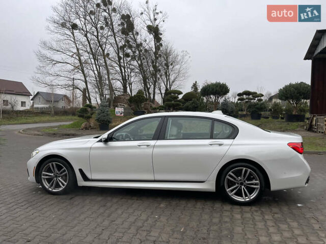 Белый БМВ 7 Серия, объемом двигателя 3 л и пробегом 167 тыс. км за 28000 $, фото 10 на Automoto.ua