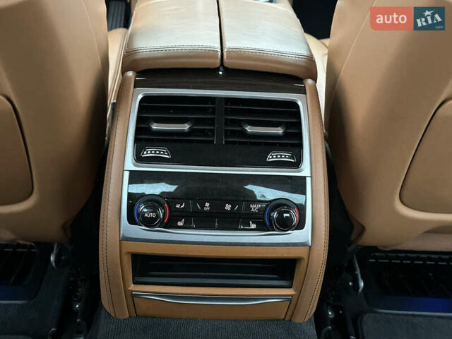 Белый БМВ 7 Серия, объемом двигателя 2 л и пробегом 70 тыс. км за 35500 $, фото 52 на Automoto.ua