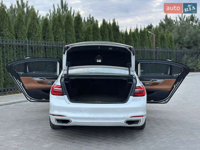 Белый БМВ 7 Серия, объемом двигателя 2 л и пробегом 70 тыс. км за 35500 $, фото 37 на Automoto.ua