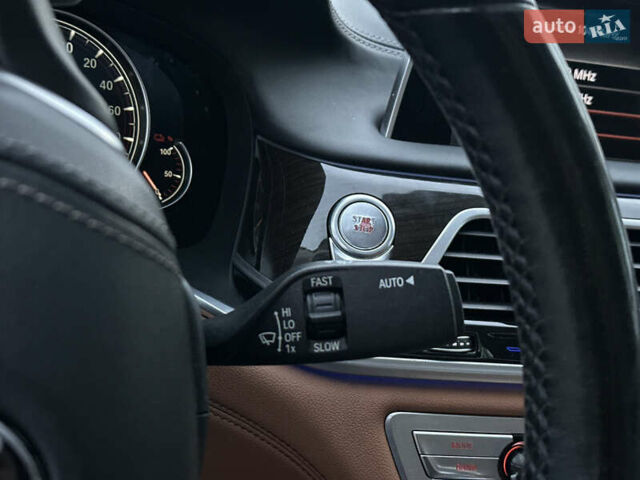 Белый БМВ 7 Серия, объемом двигателя 2 л и пробегом 70 тыс. км за 35500 $, фото 65 на Automoto.ua