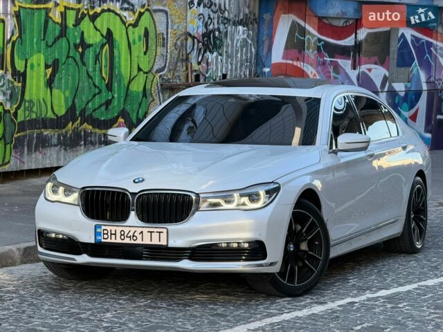 Білий БМВ 7 Серія, об'ємом двигуна 2.98 л та пробігом 165 тис. км за 29999 $, фото 28 на Automoto.ua
