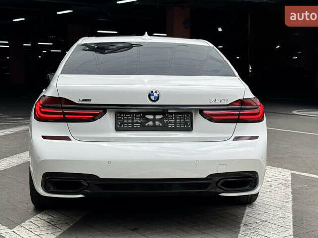 Белый БМВ 7 Серия, объемом двигателя 4.39 л и пробегом 87 тыс. км за 37000 $, фото 7 на Automoto.ua