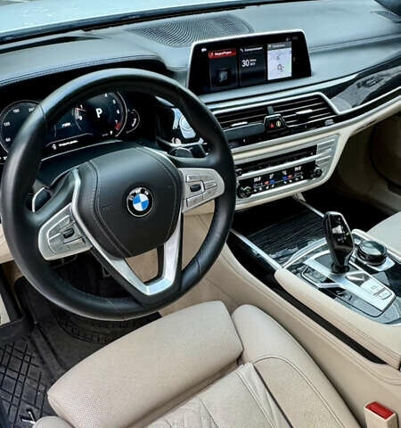 Белый БМВ 7 Серия, объемом двигателя 4.39 л и пробегом 87 тыс. км за 37000 $, фото 13 на Automoto.ua