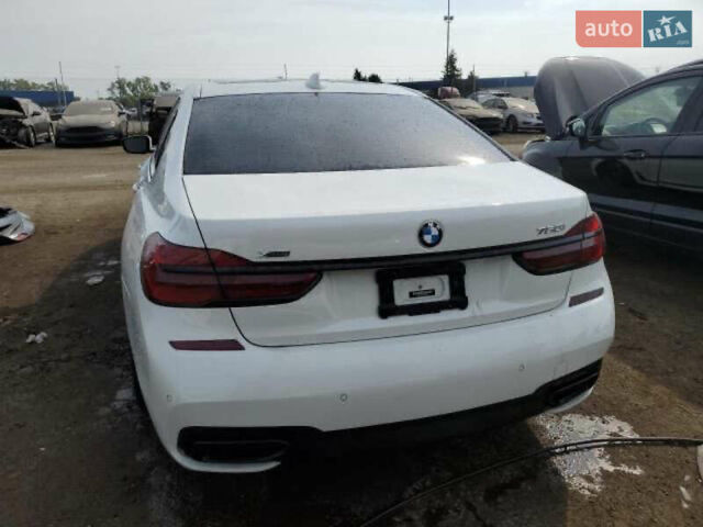 Белый БМВ 7 Серия, объемом двигателя 4.39 л и пробегом 87 тыс. км за 38500 $, фото 49 на Automoto.ua