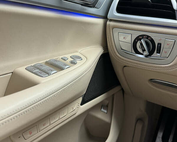 Белый БМВ 7 Серия, объемом двигателя 4.39 л и пробегом 87 тыс. км за 38500 $, фото 12 на Automoto.ua