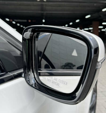 Белый БМВ 7 Серия, объемом двигателя 4.39 л и пробегом 87 тыс. км за 38500 $, фото 34 на Automoto.ua