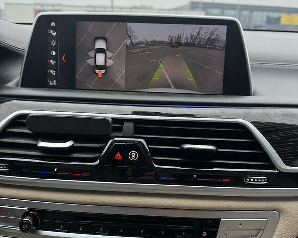 Белый БМВ 7 Серия, объемом двигателя 4.39 л и пробегом 87 тыс. км за 38500 $, фото 16 на Automoto.ua
