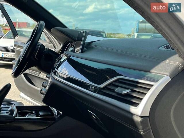 Білий БМВ 7 Серія, об'ємом двигуна 3 л та пробігом 113 тис. км за 34900 $, фото 25 на Automoto.ua