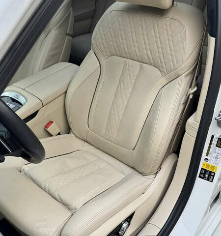 Белый БМВ 7 Серия, объемом двигателя 4.39 л и пробегом 87 тыс. км за 37000 $, фото 12 на Automoto.ua