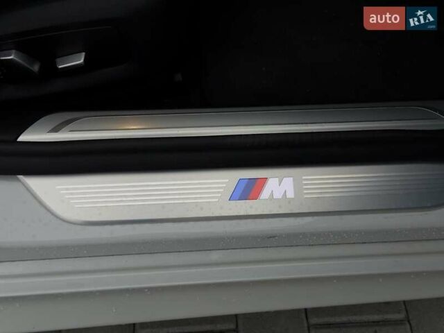 Белый БМВ 7 Серия, объемом двигателя 3 л и пробегом 113 тыс. км за 28440 $, фото 27 на Automoto.ua