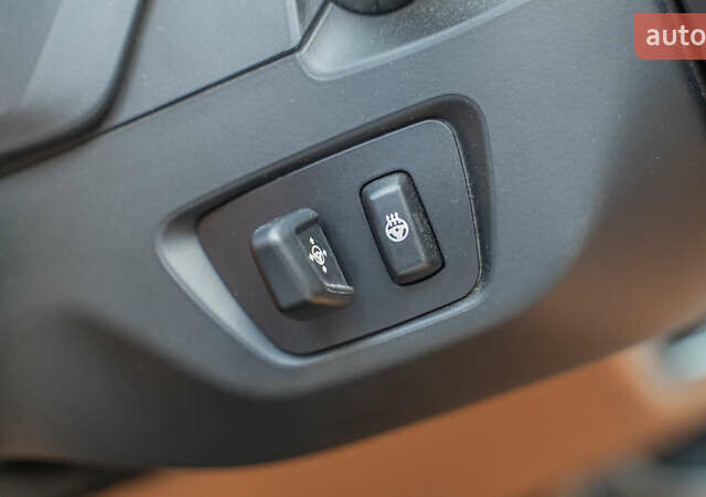 Белый БМВ 7 Серия, объемом двигателя 4.39 л и пробегом 116 тыс. км за 40000 $, фото 16 на Automoto.ua