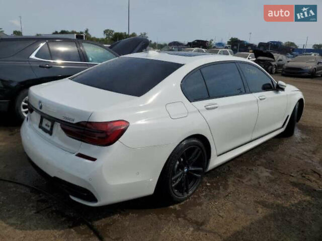 Белый БМВ 7 Серия, объемом двигателя 4.39 л и пробегом 87 тыс. км за 38500 $, фото 50 на Automoto.ua