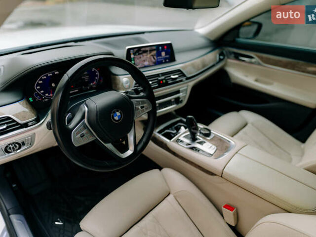 Белый БМВ 7 Серия, объемом двигателя 4.39 л и пробегом 93 тыс. км за 48000 $, фото 16 на Automoto.ua