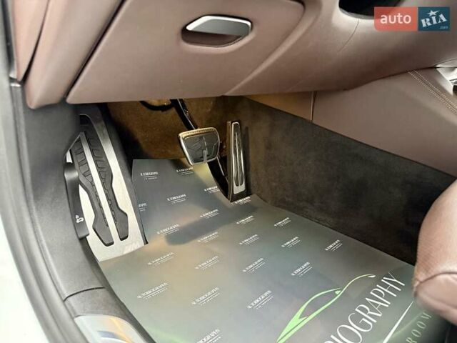 Белый БМВ 7 Серия, объемом двигателя 3 л и пробегом 130 тыс. км за 49900 $, фото 34 на Automoto.ua