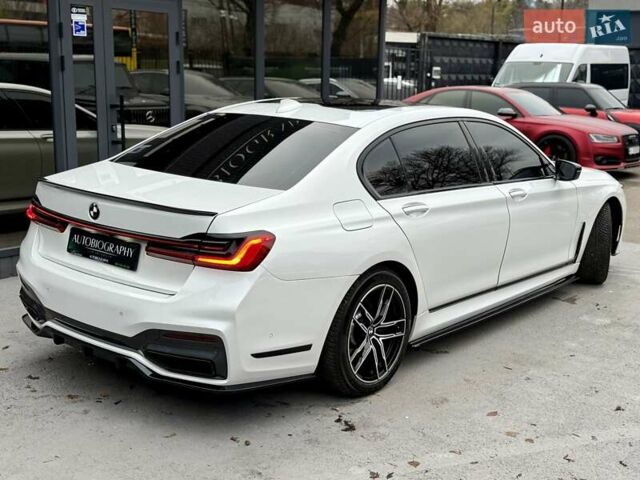 Белый БМВ 7 Серия, объемом двигателя 3 л и пробегом 130 тыс. км за 49900 $, фото 18 на Automoto.ua