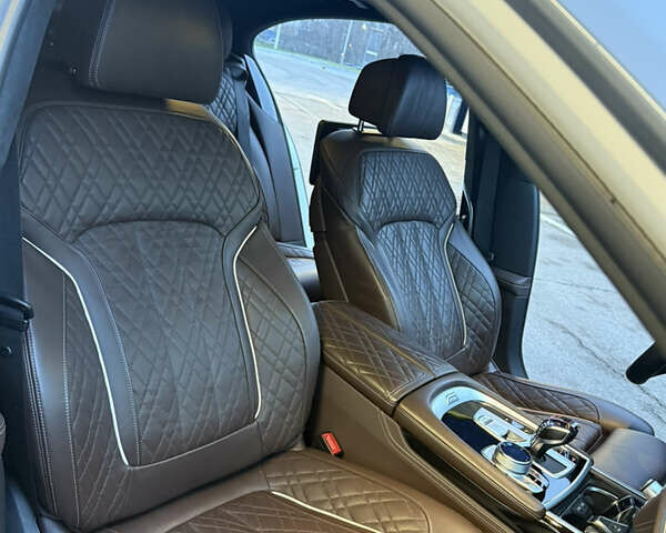 Белый БМВ 7 Серия, объемом двигателя 2.99 л и пробегом 44 тыс. км за 69000 $, фото 27 на Automoto.ua