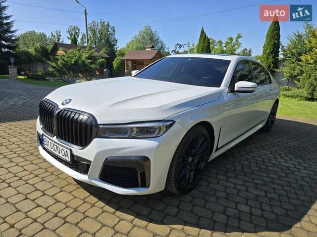Белый БМВ 7 Серия, объемом двигателя 4.39 л и пробегом 38 тыс. км за 57000 $, фото 2 на Automoto.ua