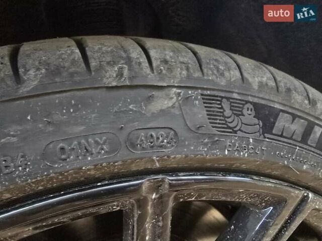 Белый БМВ 7 Серия, объемом двигателя 4.39 л и пробегом 38 тыс. км за 57000 $, фото 17 на Automoto.ua