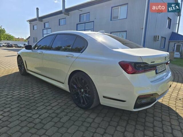 Белый БМВ 7 Серия, объемом двигателя 4.39 л и пробегом 38 тыс. км за 57000 $, фото 6 на Automoto.ua