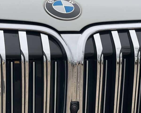 Білий БМВ 7 Серія, об'ємом двигуна 3 л та пробігом 75 тис. км за 46000 $, фото 2 на Automoto.ua