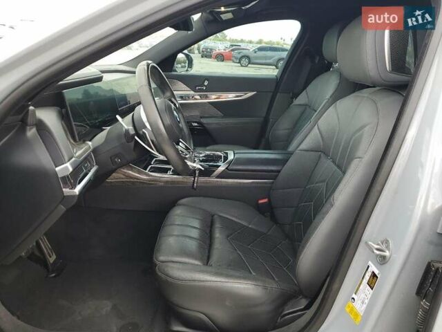 Белый БМВ 7 Серия, объемом двигателя 3 л и пробегом 58 тыс. км за 35000 $, фото 6 на Automoto.ua