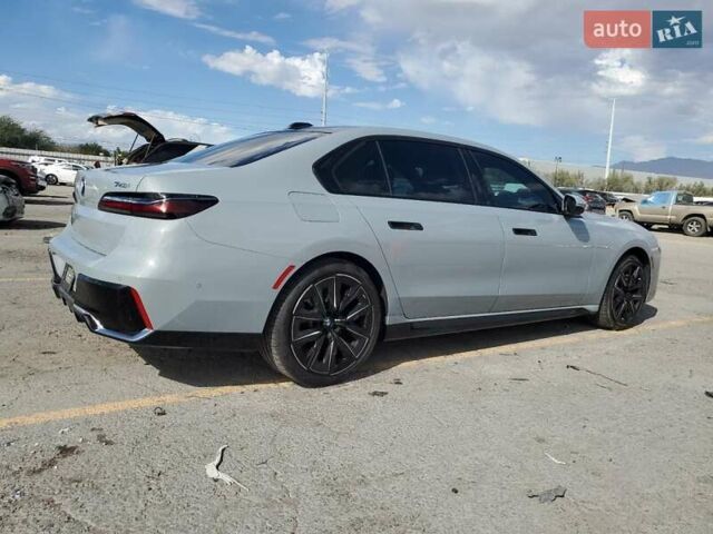 Белый БМВ 7 Серия, объемом двигателя 3 л и пробегом 58 тыс. км за 35000 $, фото 2 на Automoto.ua