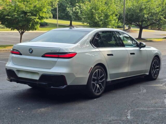 Білий БМВ 7 Серія, об'ємом двигуна 3 л та пробігом 23 тис. км за 36700 $, фото 4 на Automoto.ua