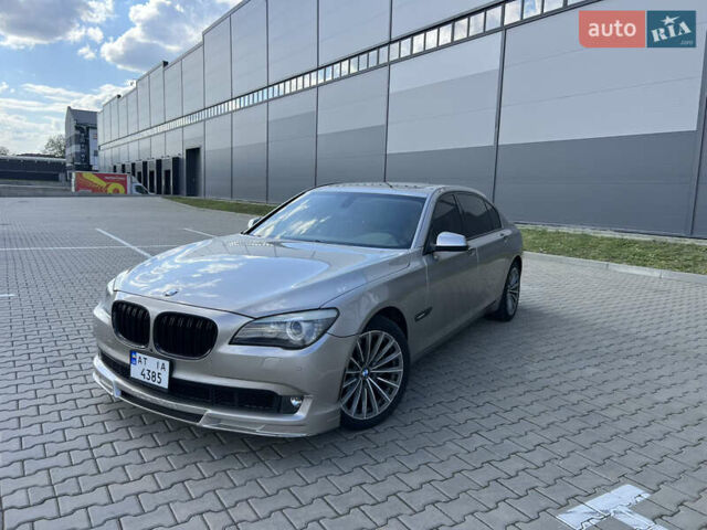 Бежевий БМВ 7 Серія, об'ємом двигуна 3 л та пробігом 270 тис. км за 12800 $, фото 4 на Automoto.ua