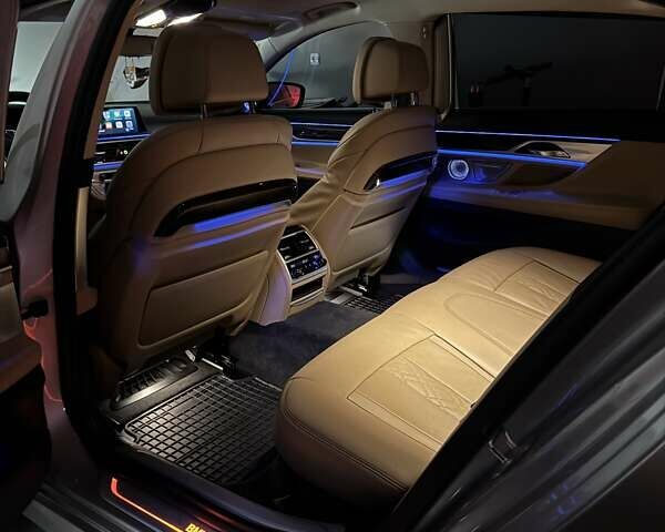 Бежевый БМВ 7 Серия, объемом двигателя 4.39 л и пробегом 129 тыс. км за 48499 $, фото 51 на Automoto.ua