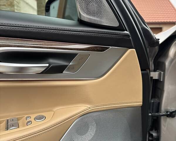 Бежевый БМВ 7 Серия, объемом двигателя 4.39 л и пробегом 129 тыс. км за 48499 $, фото 14 на Automoto.ua