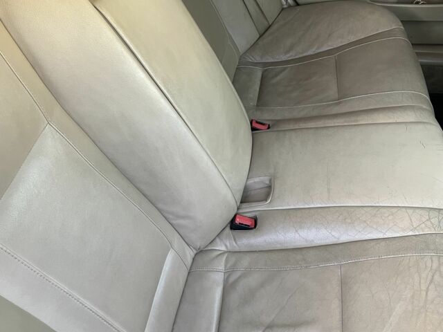 Черный БМВ 7 Серия, объемом двигателя 0 л и пробегом 440 тыс. км за 7000 $, фото 12 на Automoto.ua