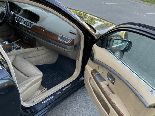 Черный БМВ 7 Серия, объемом двигателя 0 л и пробегом 440 тыс. км за 7000 $, фото 15 на Automoto.ua