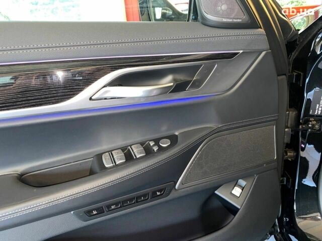 Черный БМВ 7 Серия, объемом двигателя 0 л и пробегом 8 тыс. км за 49400 $, фото 13 на Automoto.ua