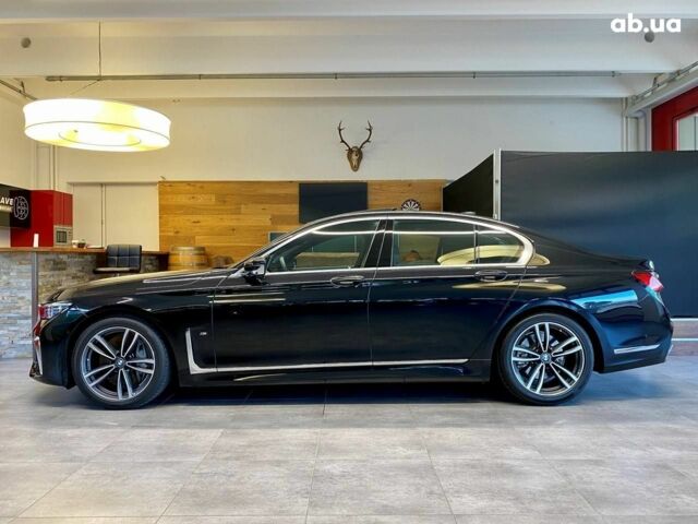 Черный БМВ 7 Серия, объемом двигателя 0 л и пробегом 8 тыс. км за 49400 $, фото 2 на Automoto.ua