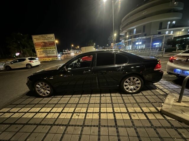 Черный БМВ 7 Серия, объемом двигателя 3 л и пробегом 220 тыс. км за 10530 $, фото 1 на Automoto.ua