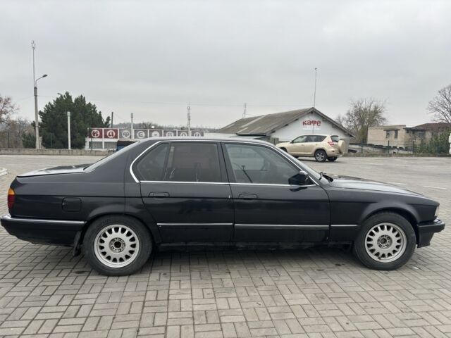 Черный БМВ 7 Серия, объемом двигателя 3 л и пробегом 300 тыс. км за 2500 $, фото 2 на Automoto.ua