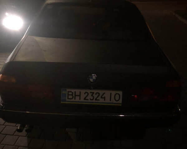 Черный БМВ 7 Серия, объемом двигателя 3.5 л и пробегом 250 тыс. км за 2100 $, фото 7 на Automoto.ua