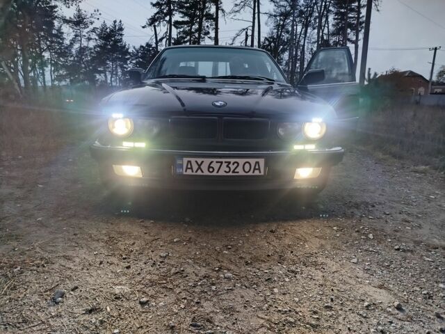 Черный БМВ 7 Серия, объемом двигателя 3.5 л и пробегом 50 тыс. км за 2376 $, фото 11 на Automoto.ua