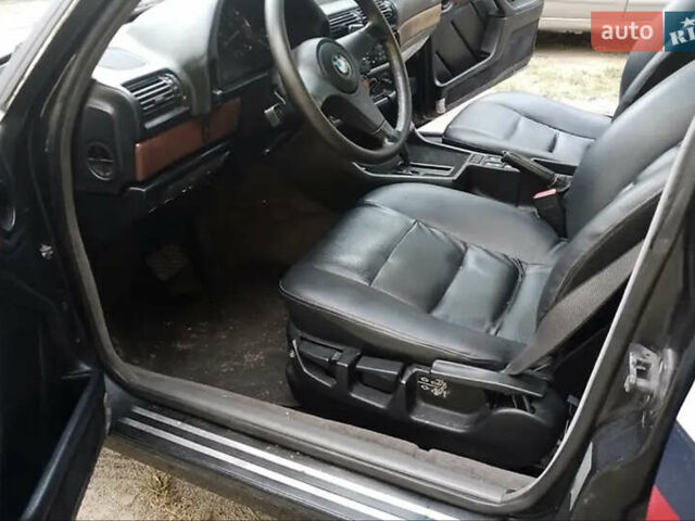 Черный БМВ 7 Серия, объемом двигателя 3.41 л и пробегом 349 тыс. км за 3000 $, фото 12 на Automoto.ua