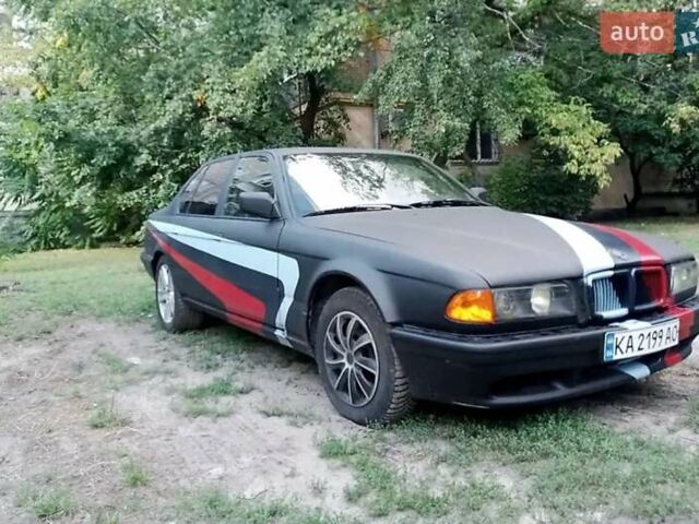 Черный БМВ 7 Серия, объемом двигателя 3.41 л и пробегом 349 тыс. км за 3000 $, фото 4 на Automoto.ua