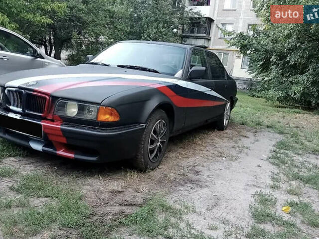 Черный БМВ 7 Серия, объемом двигателя 3.41 л и пробегом 349 тыс. км за 3000 $, фото 9 на Automoto.ua