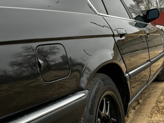 Черный БМВ 7 Серия, объемом двигателя 3 л и пробегом 450 тыс. км за 2200 $, фото 7 на Automoto.ua