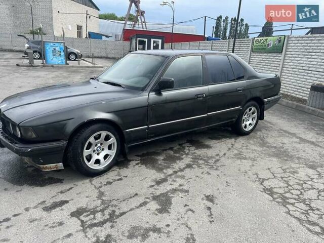 Черный БМВ 7 Серия, объемом двигателя 3.43 л и пробегом 250 тыс. км за 1800 $, фото 1 на Automoto.ua