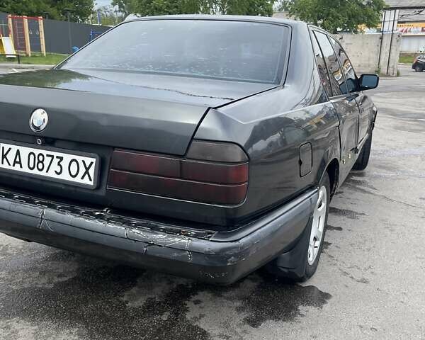 Черный БМВ 7 Серия, объемом двигателя 3.43 л и пробегом 250 тыс. км за 1800 $, фото 4 на Automoto.ua