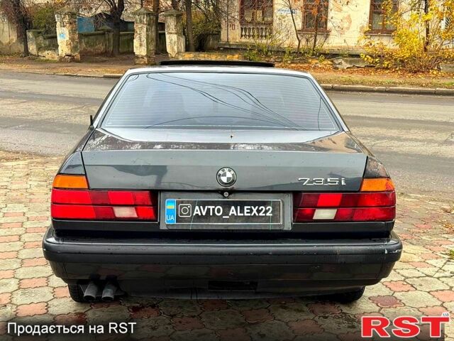 Черный БМВ 7 Серия, объемом двигателя 3.5 л и пробегом 300 тыс. км за 2499 $, фото 5 на Automoto.ua