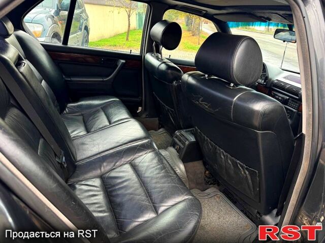 Черный БМВ 7 Серия, объемом двигателя 3.5 л и пробегом 300 тыс. км за 2499 $, фото 10 на Automoto.ua